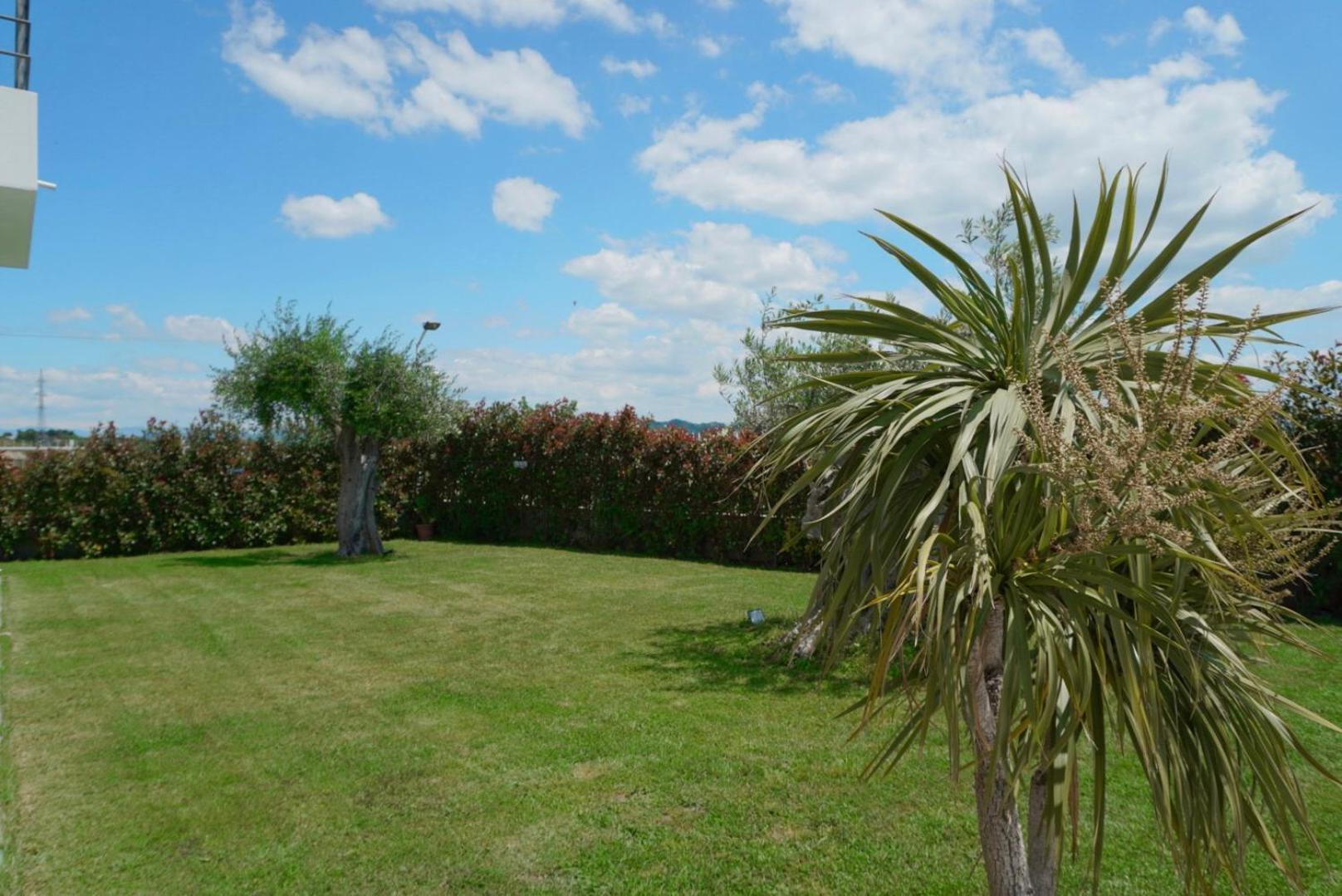 Kryemëdhej Villa Esmi Durres מראה חיצוני תמונה